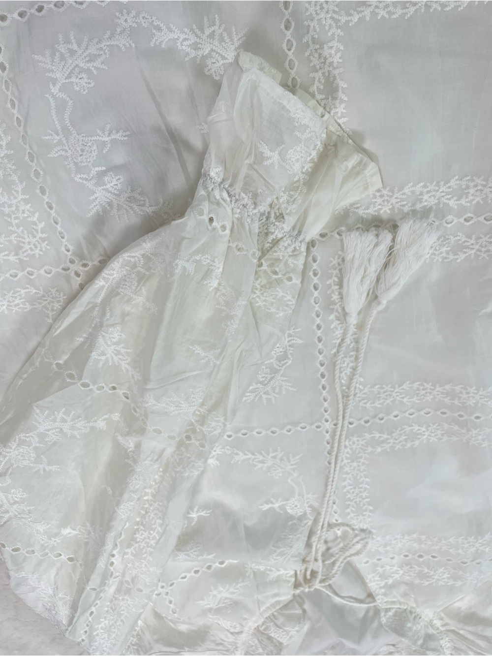 Commense white Embroidered Lace Peasant Top, Size XL, - Picture 7 of 11